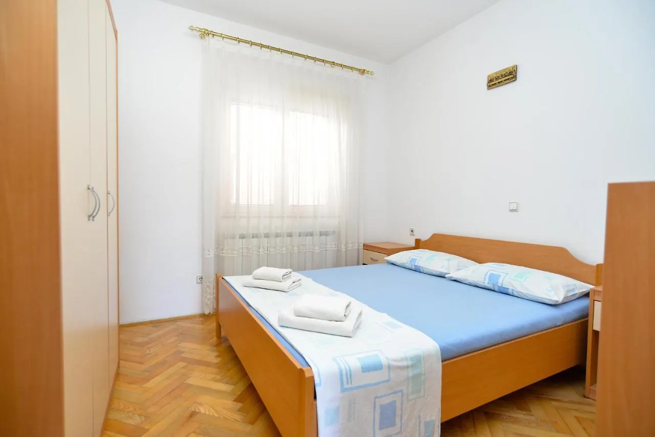 Apartments Martin 2224 Croatia