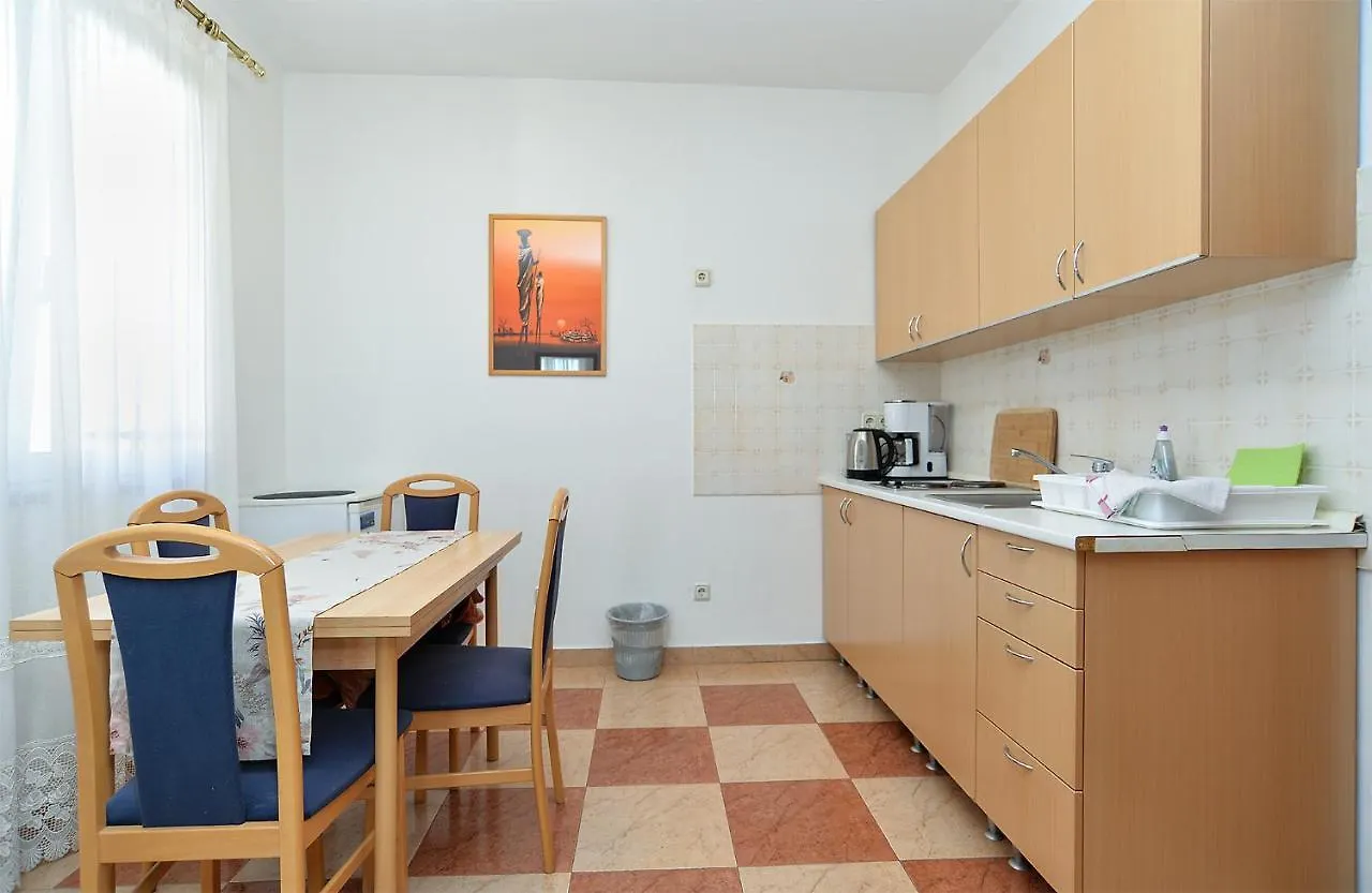 Apartments Martin 2224 Rovinj 0*,  Croatia