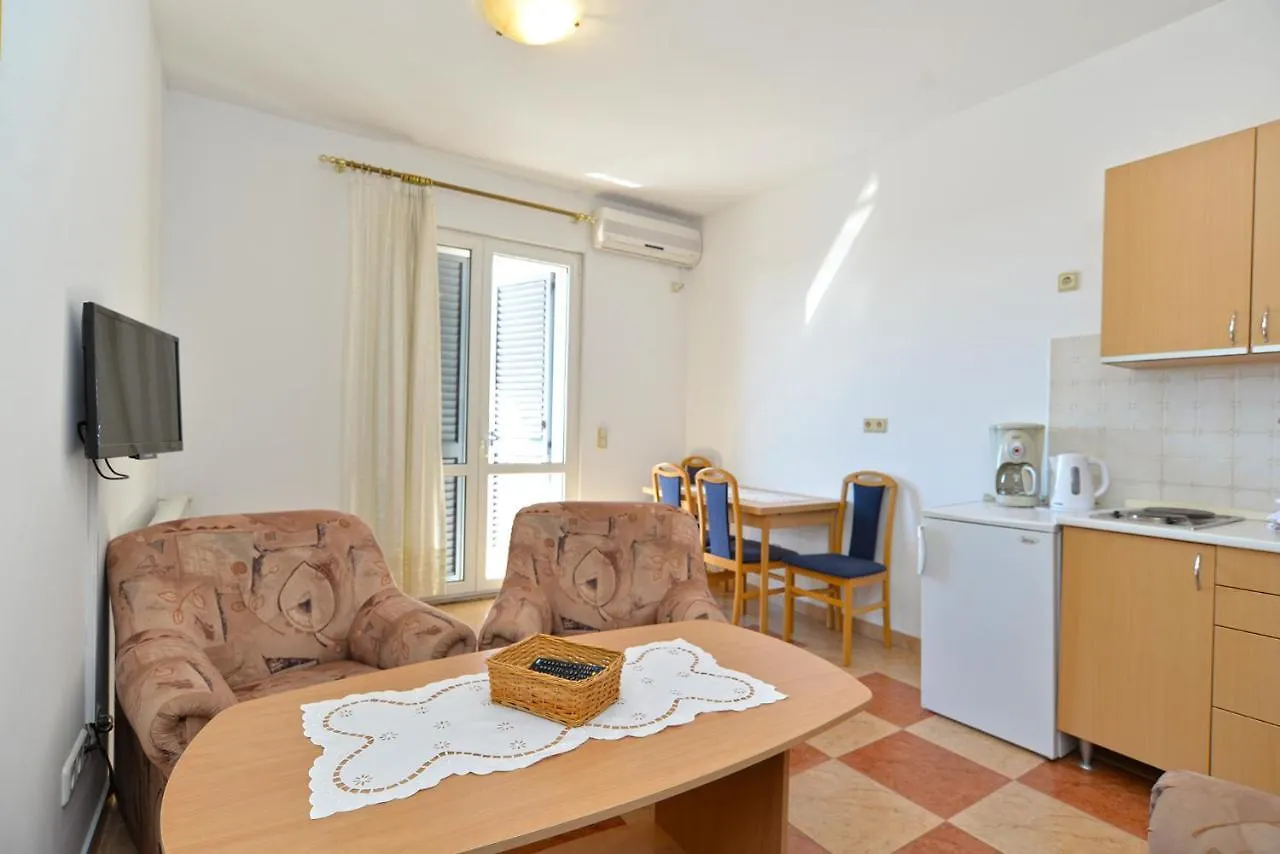 Apartments Martin 2224 Rovinj 0*,  Croatia