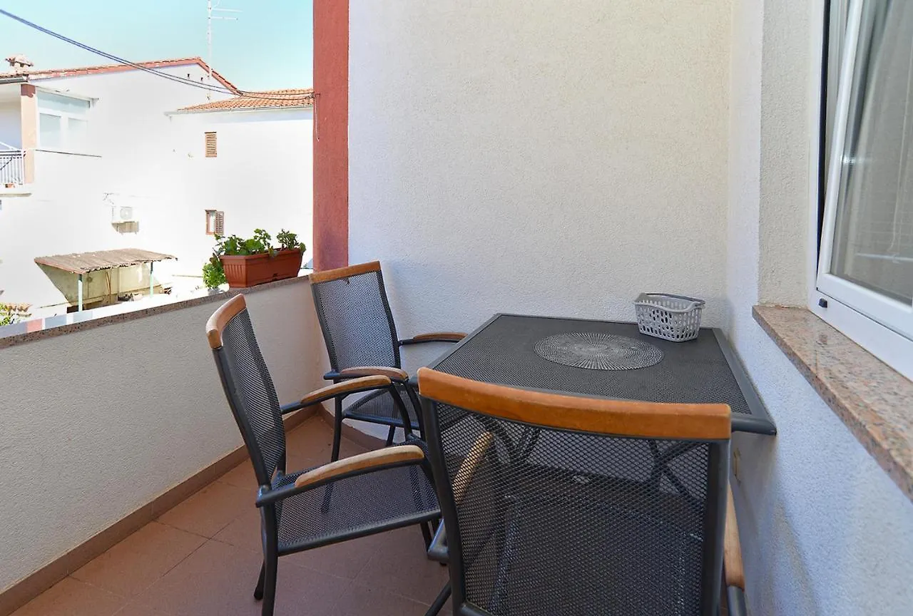 Apartments Martin 2224 Rovinj