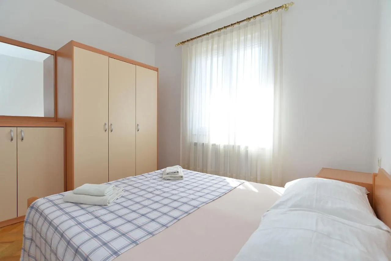 Apartments Martin 2224 Rovinj