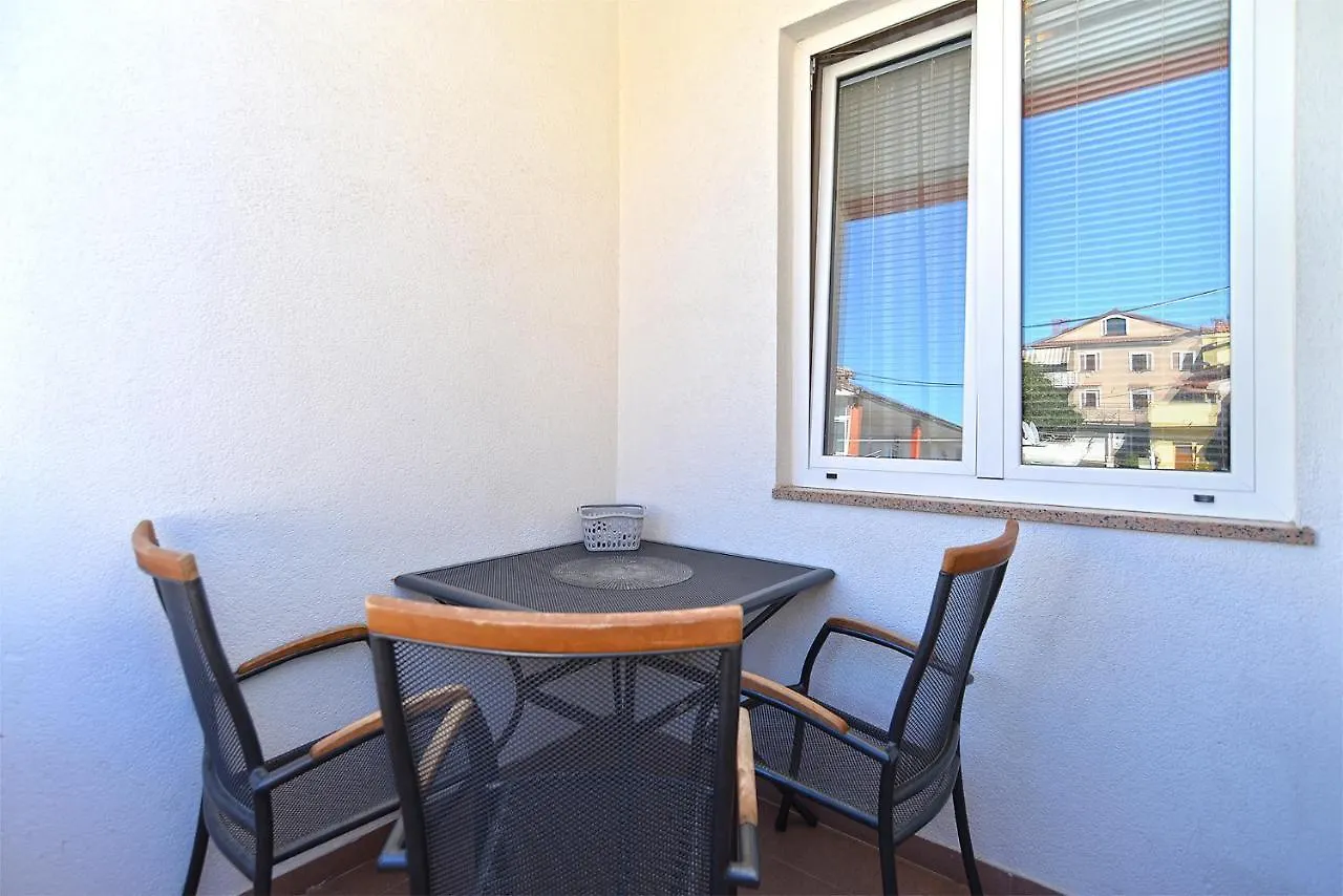 Apartments Martin 2224 Rovinj
