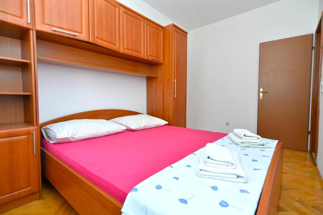 Apartments Martin 2224 Rovinj 0*,  Croatia