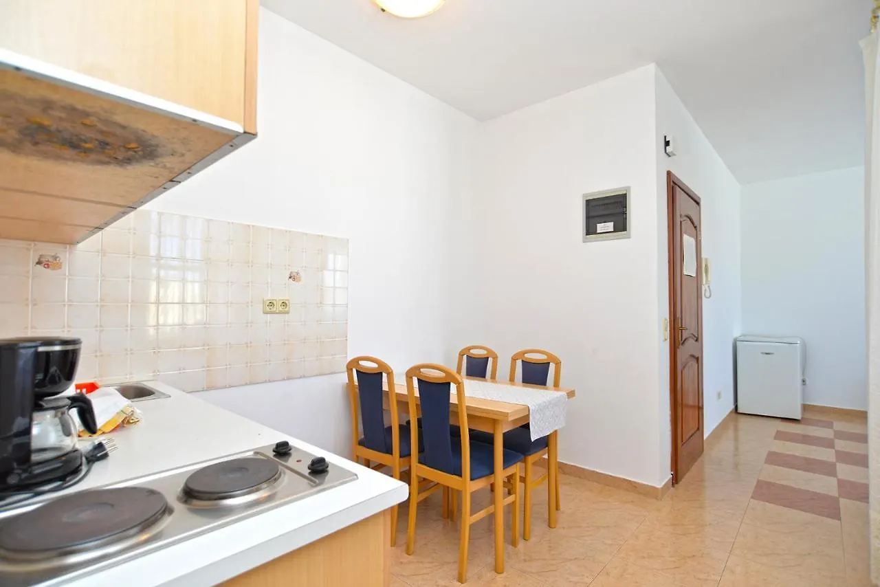 Apartments Martin 2224 Rovinj